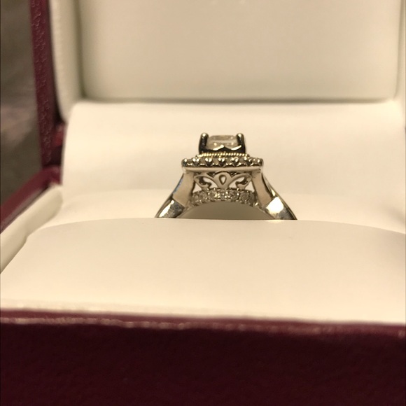 💞SOLD💞 White Gold 3/4 Ct wedding Ring size 4. - Picture 4 of 7